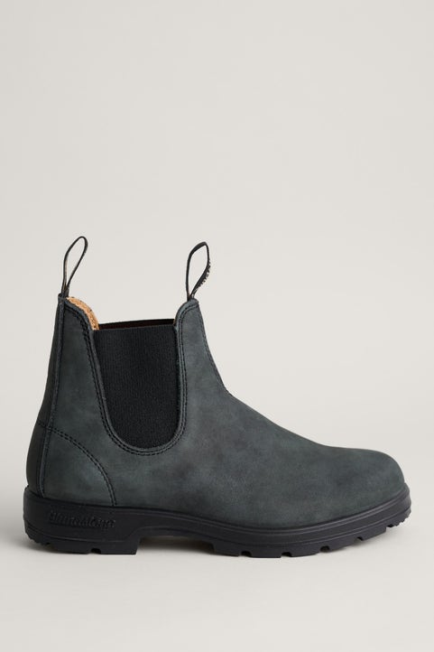 Blundstone Boots in Rustic Black #587
