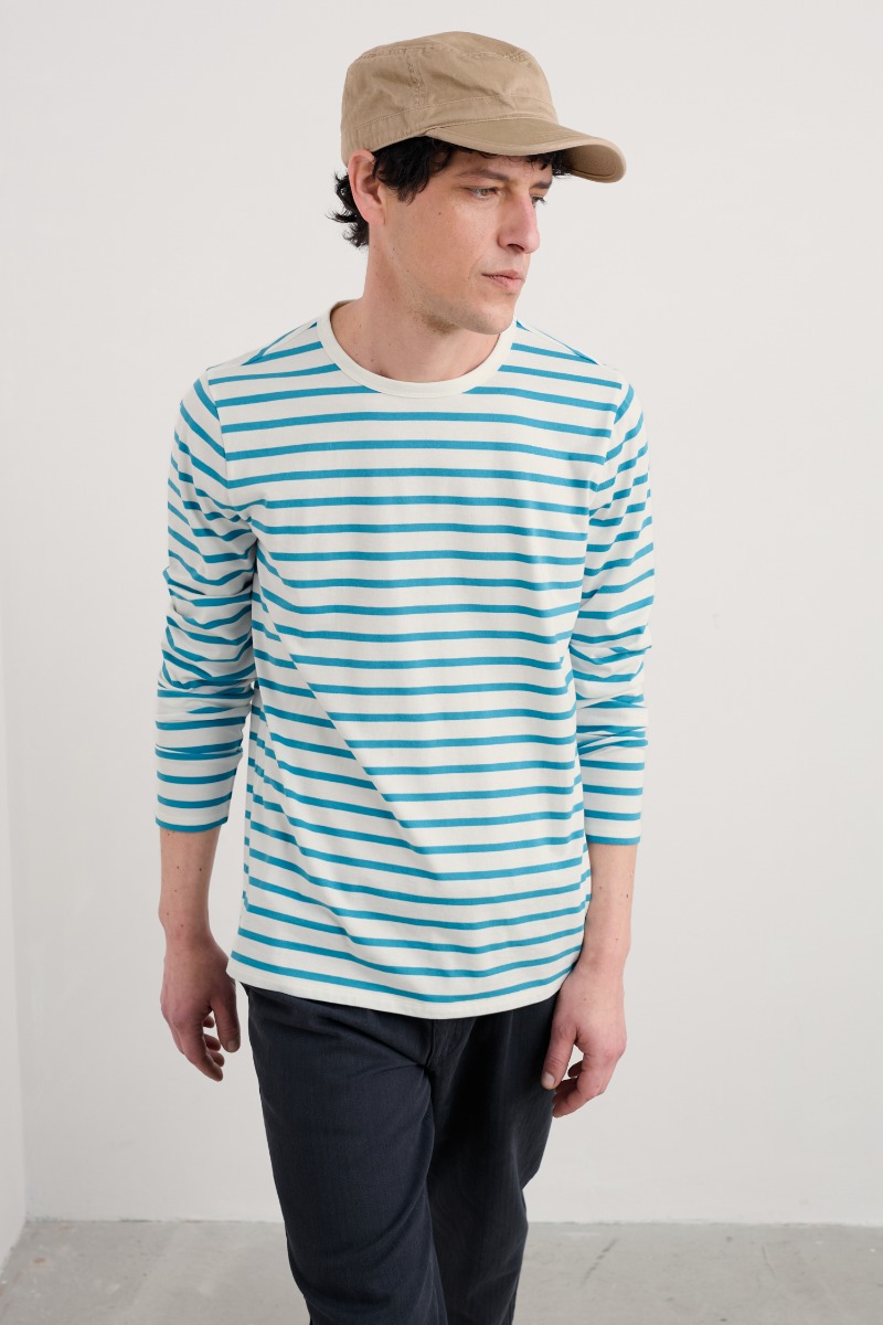 An image of Seasalt  Men's Crew Neck Sailor Shirt in GOTS-Certified Organic Cotton 