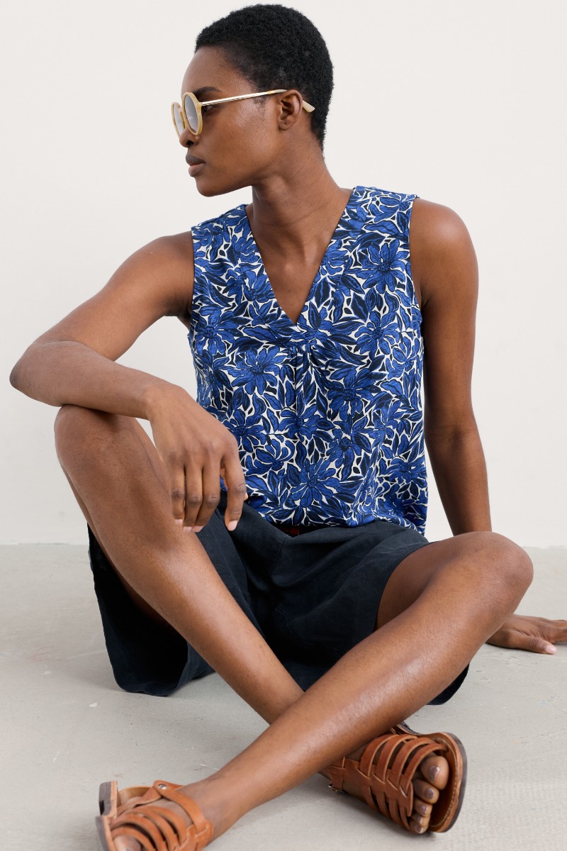 An image of Seasalt  Achilla V-neck Vest 