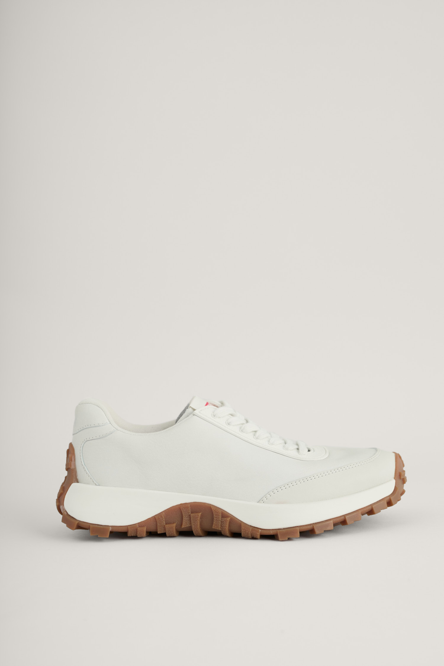 Camper drift trainers on sale