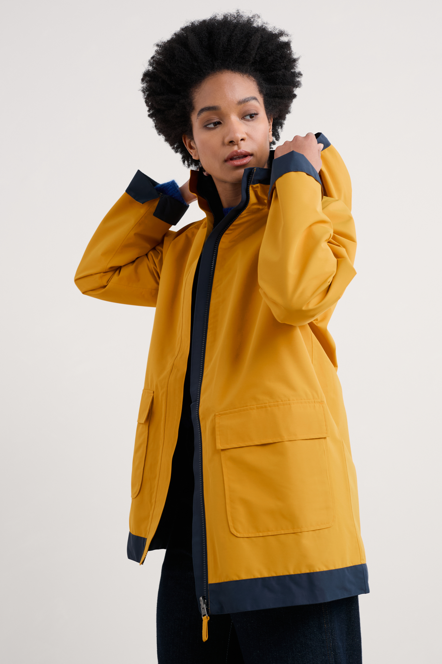 An image of Seasalt  The Reversible Raincoat 