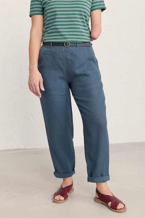 Trengwainton Linen Trousers Model Image