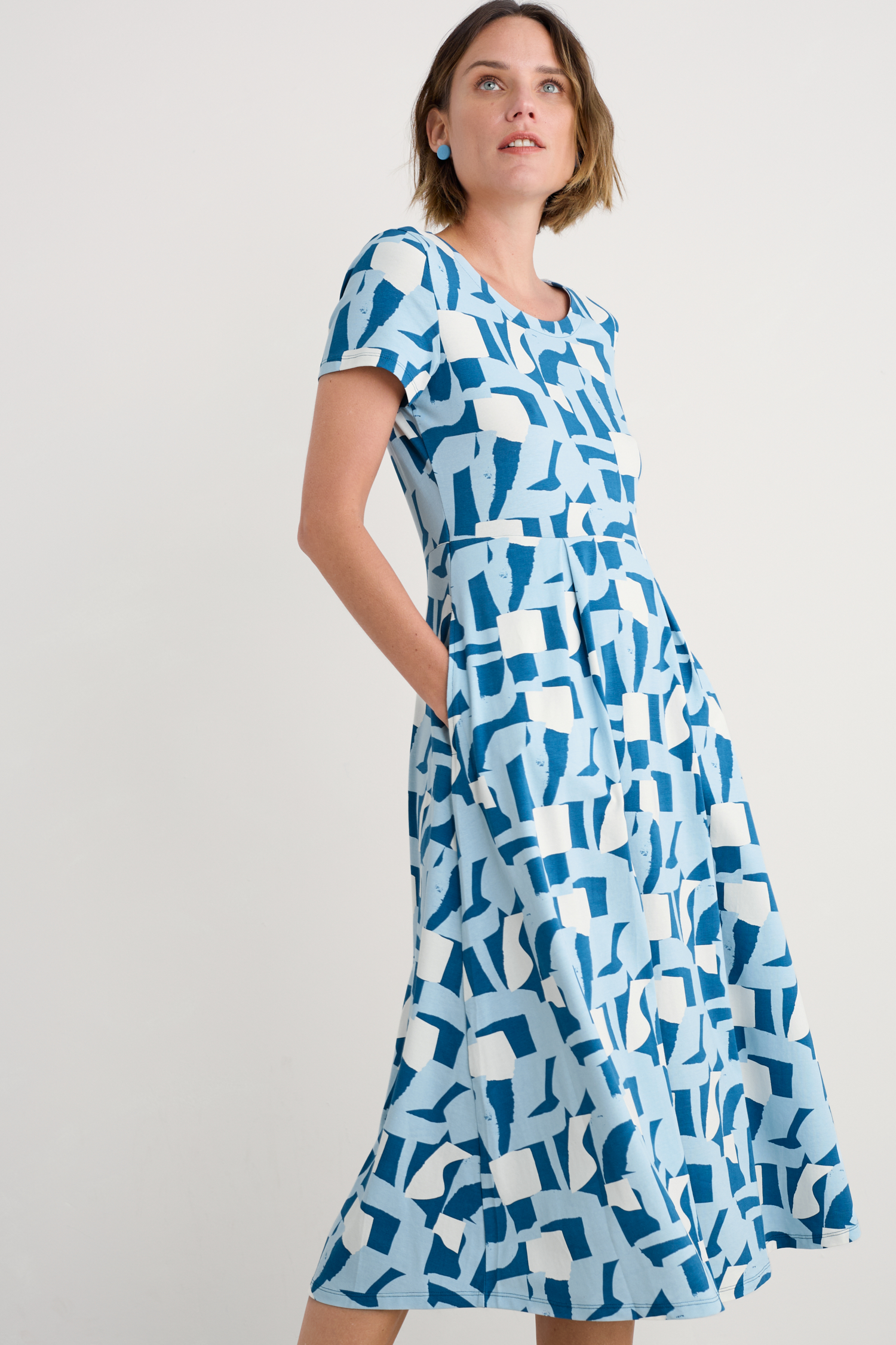 An image of Seasalt  Veronica Short Sleeve Midi Dress in GOTS-Certified Organic Cotton 