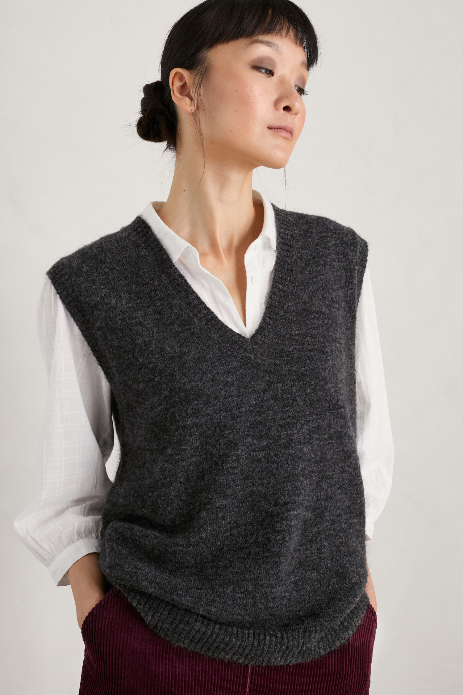 V neck knit best sale vest