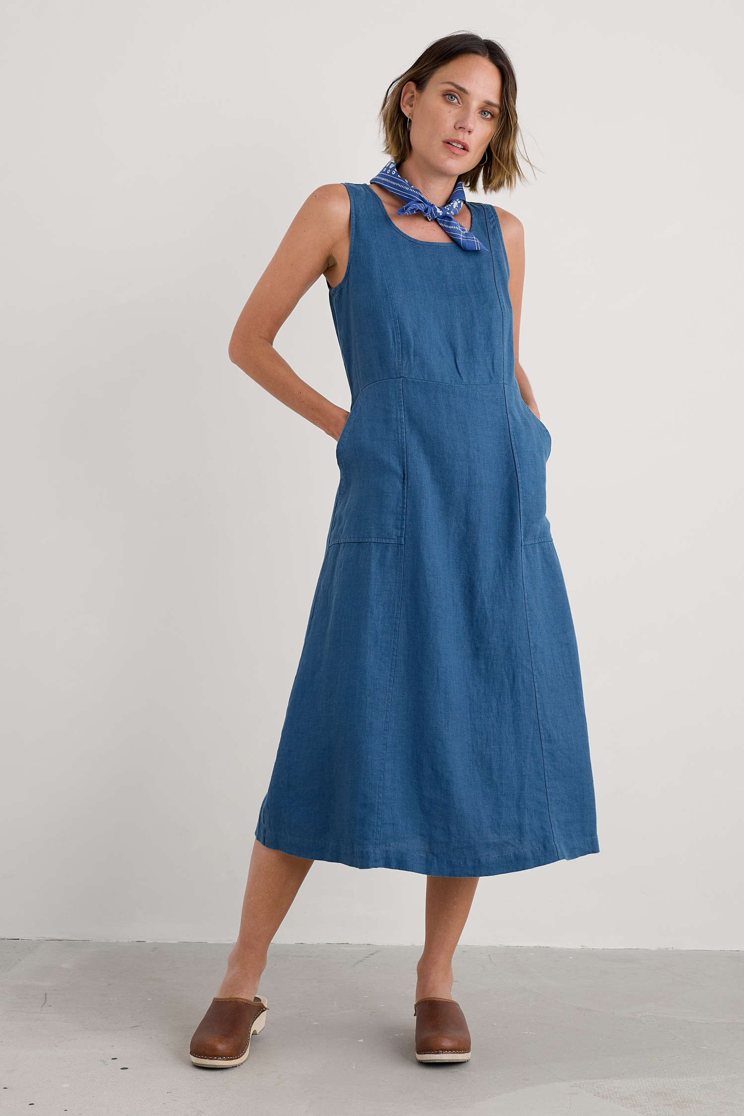 An image of Seasalt  Sleeveless Grass Wave Linen Dress 