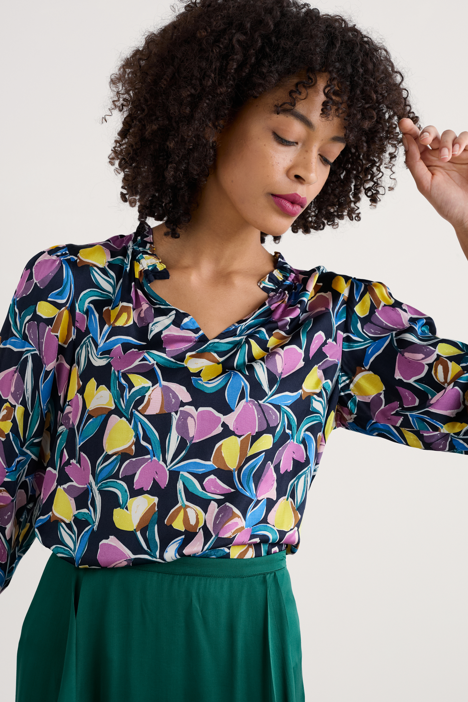 An image of Seasalt  Flower Weave Satin Frill Neck Print Top 