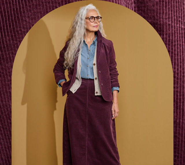 Woman wearing courdory